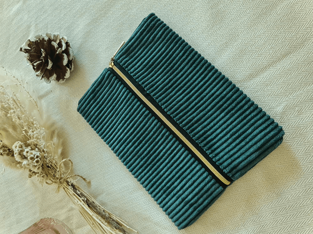Trousse velours verte