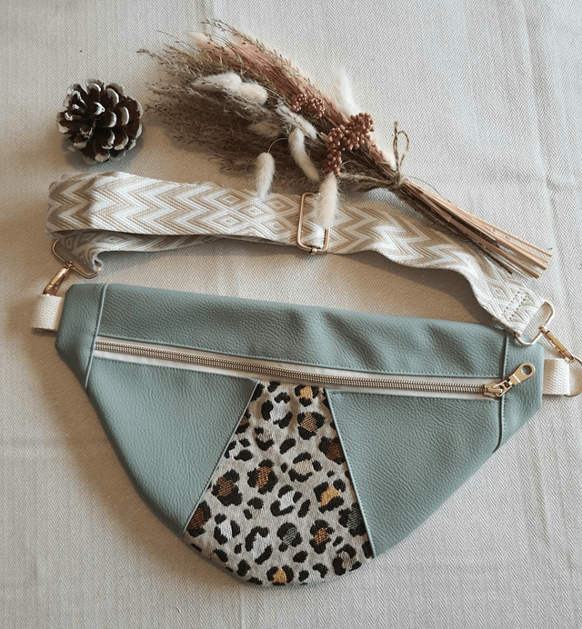 Banane simili turquoise leopard