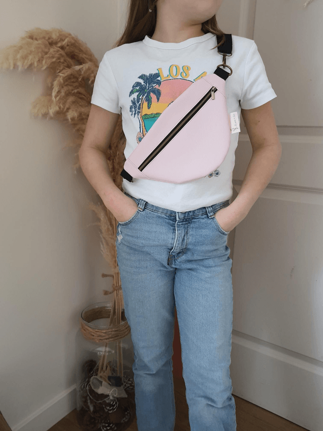 Banane enfant rose pâle 
