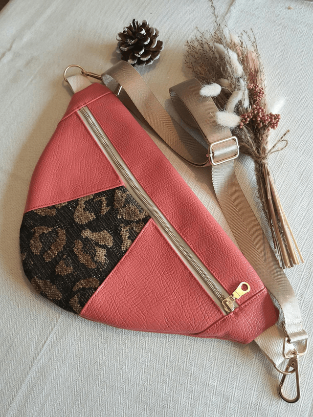 Banane simili rose léopard marron