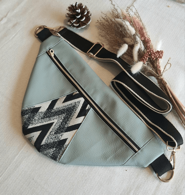 Banane simili turquoise foncé 