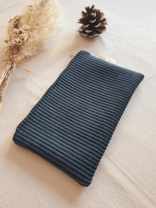 Trousse velours bleu marine 