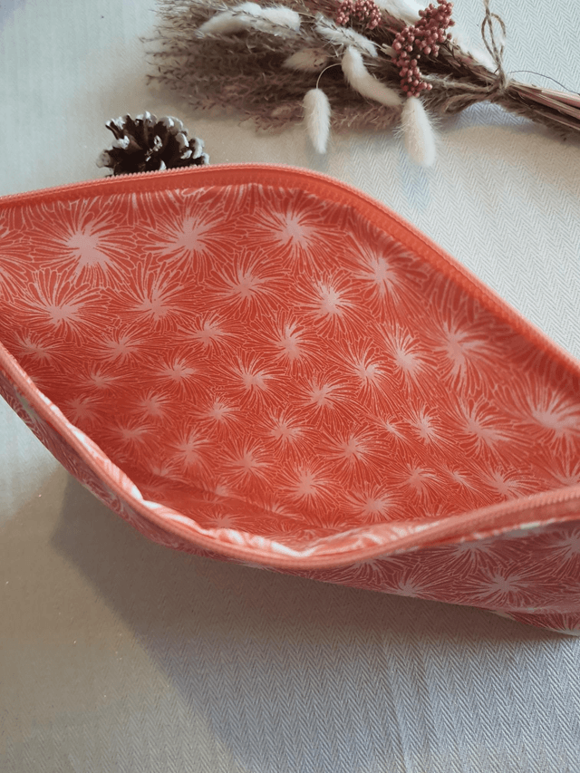 Pochette de plage orangée