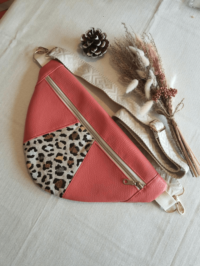 Banane simili rose et leopard