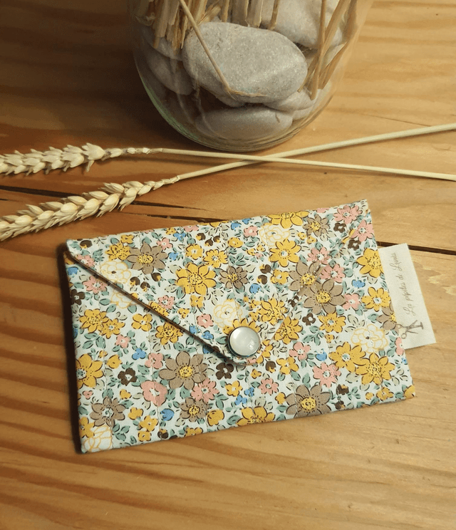 Mini pochette fleurie jaune