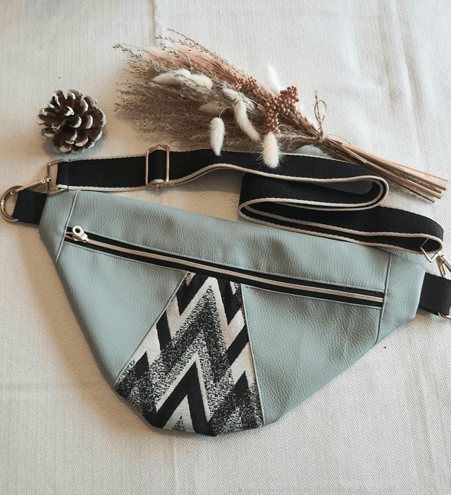 Banane simili turquoise foncé 