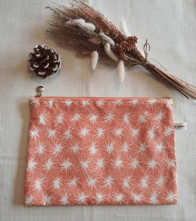 Pochette de plage orangée